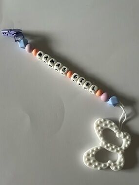 NEW Personalized 'Mamas Girl' Silicone Pacifier Clip - Pastel